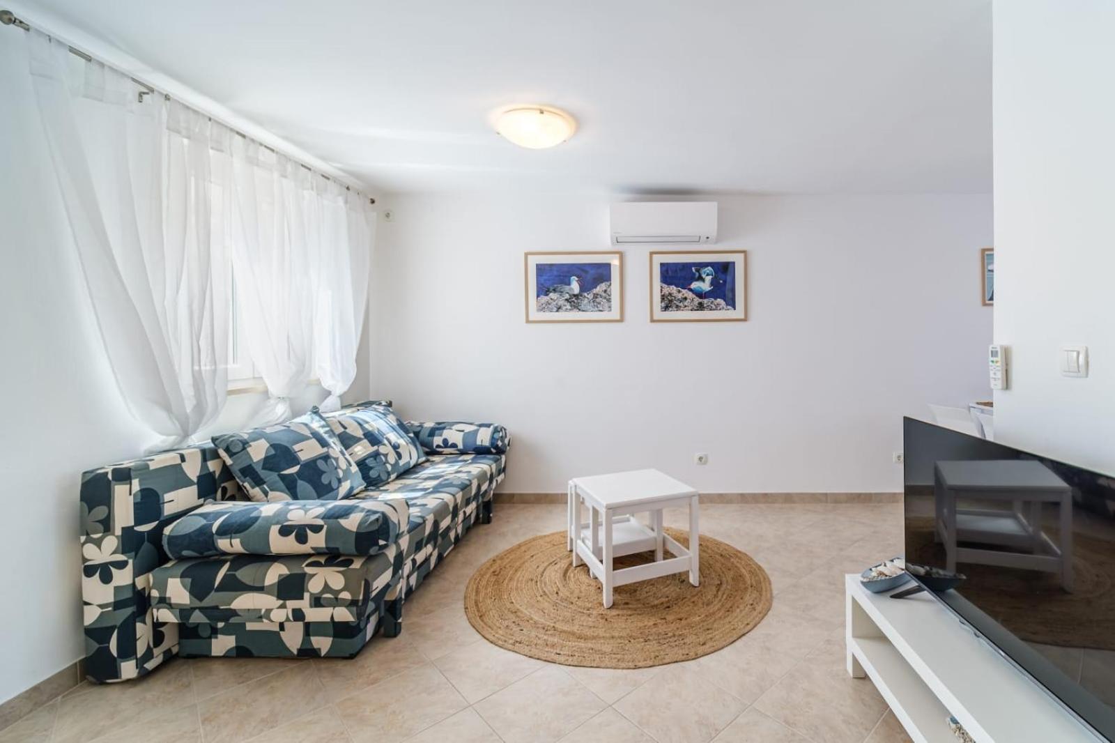 Apartmani P&S Supetar Eksteriør billede